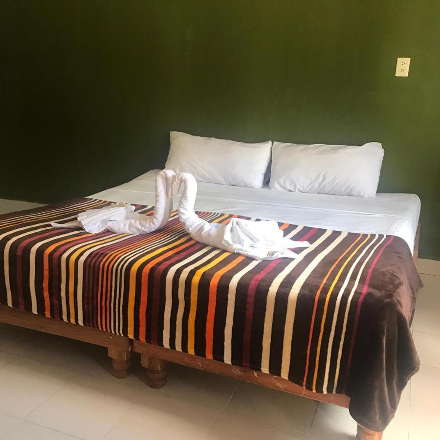 Hotel Maya Balam Xpujil Extérieur photo