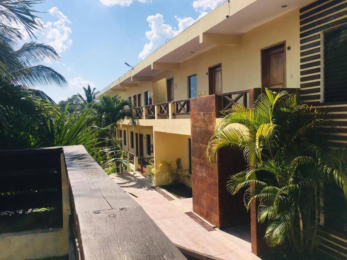 Hotel Maya Balam Xpujil Extérieur photo